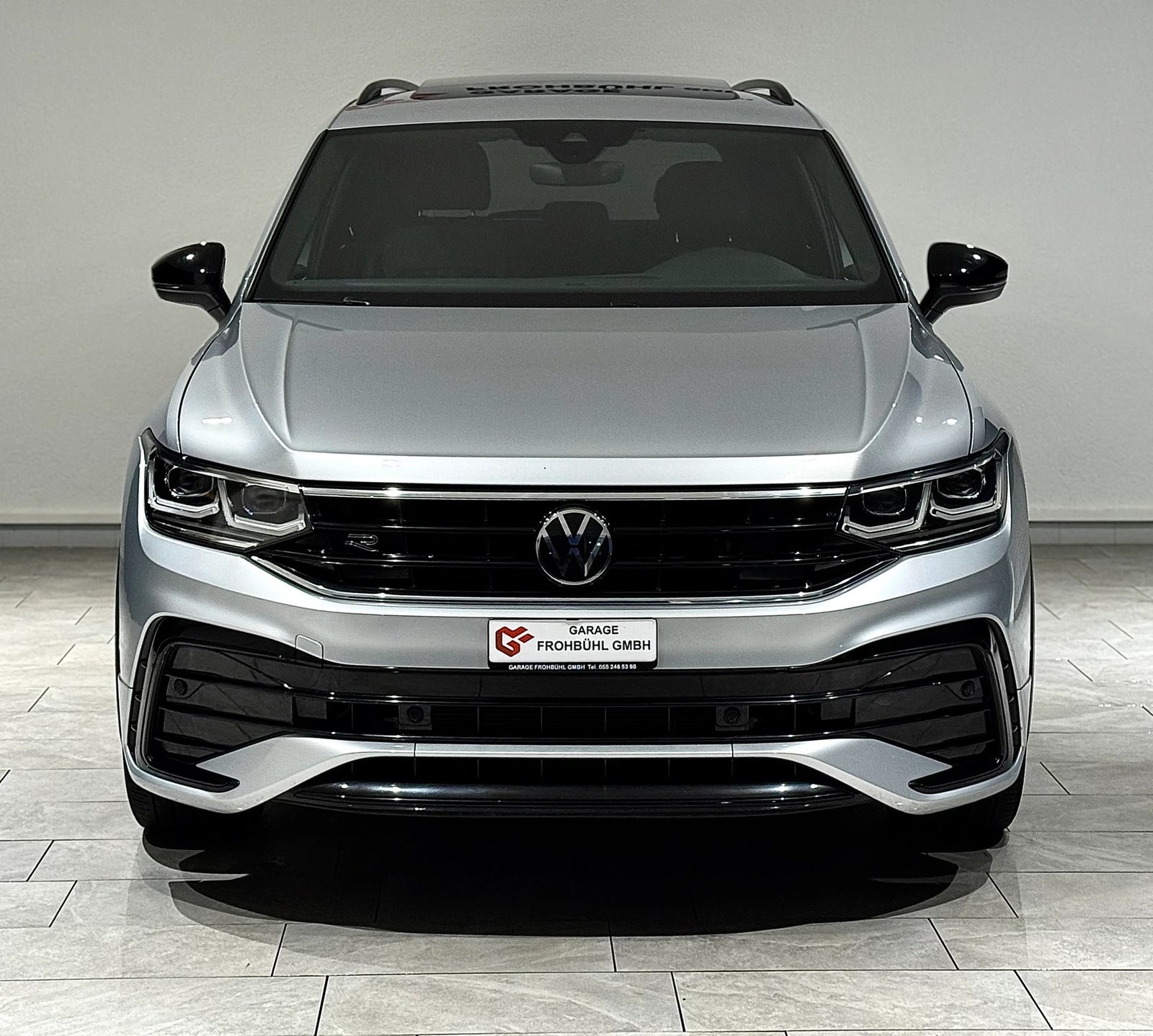 VW Tiguan 2.0TSI R-Line 4Motion DSG l 1.Hand l CH l, Essence, Occasion / Utilisé, Automatique - 2