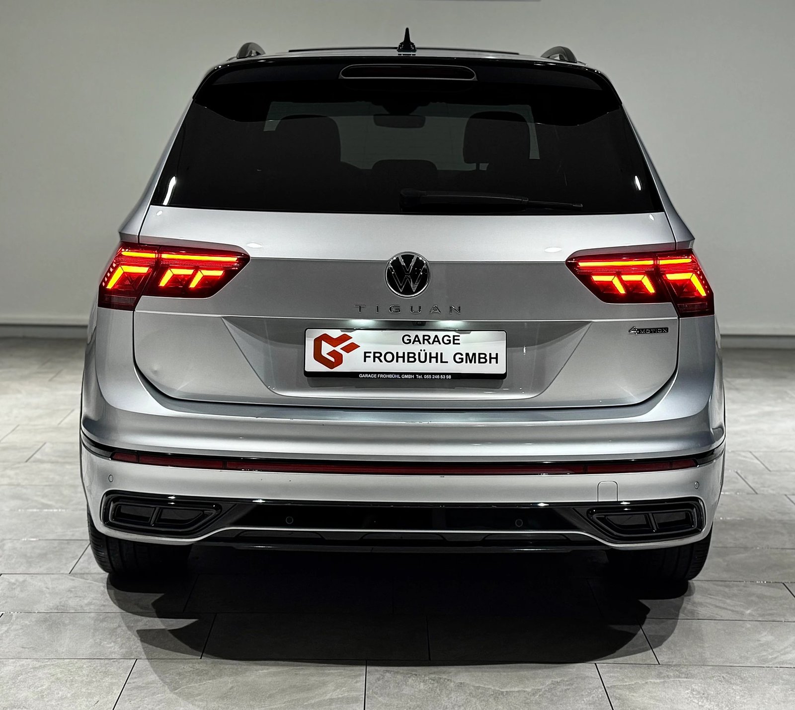 VW Tiguan 2.0TSI R-Line 4Motion DSG l 1.Hand l CH l, Essence, Occasion / Utilisé, Automatique - 6