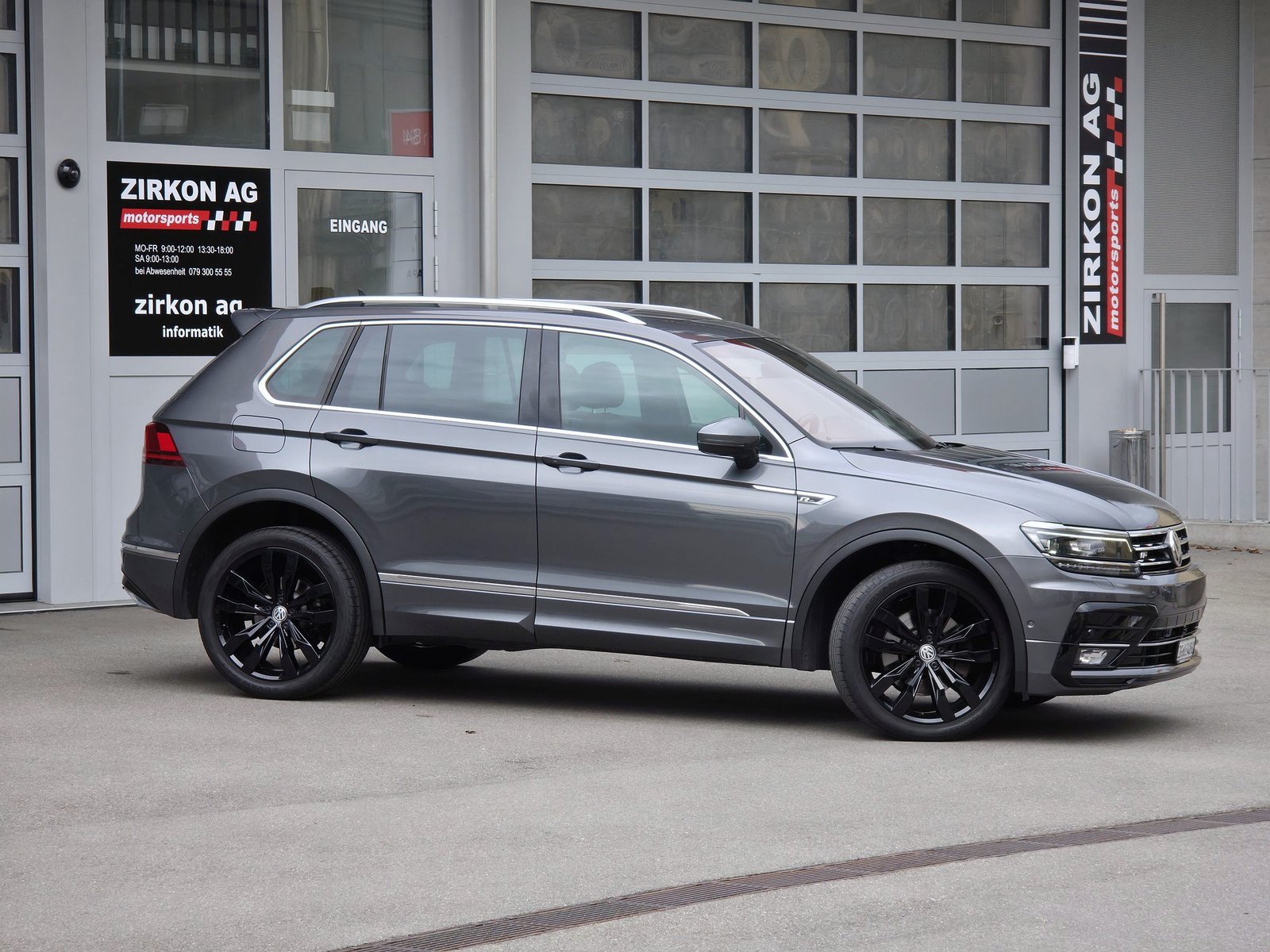 VW Tiguan 2.0 TSI R-Line HighLine DGS 4Motion ABT, Petrol, Second hand / Used, Automatic - 5