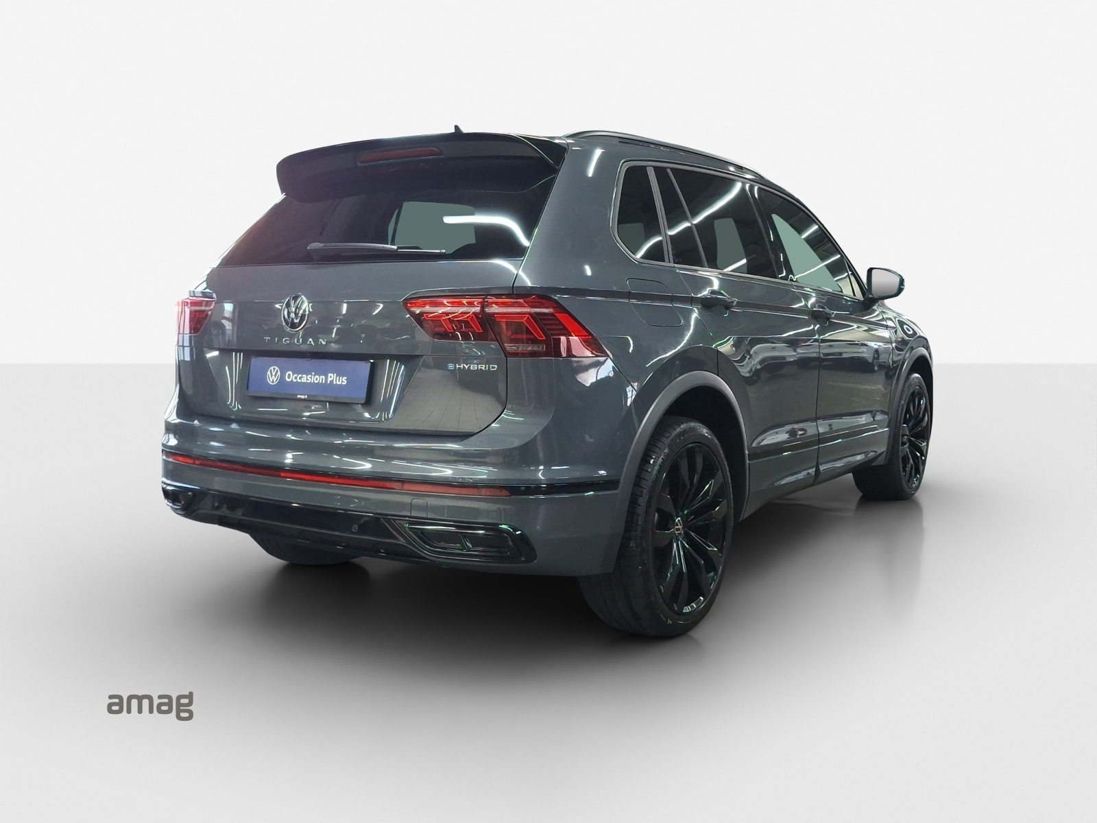 VW Tiguan R-Line, Full-Hybrid Petrol/Electric, Second hand / Used, Automatic - 6