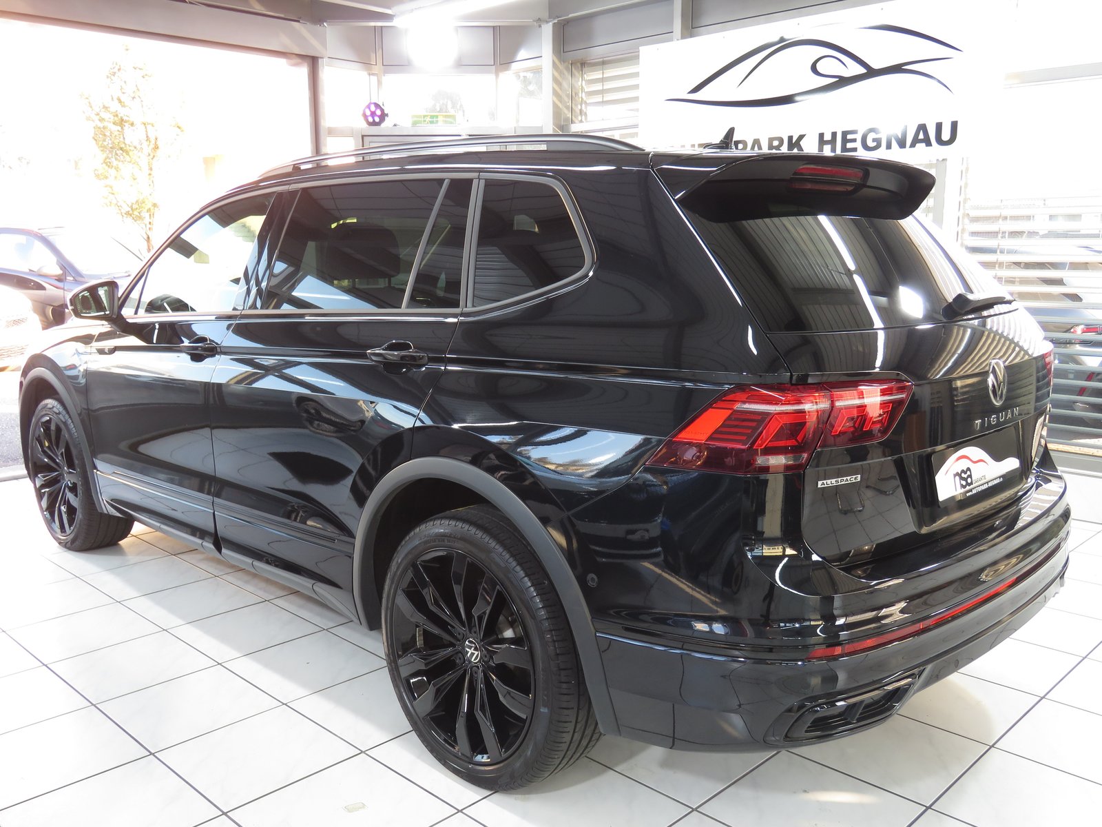 VW Tiguan Allspace 2.0TSI R-Line 4-Motion 7-Plätzer DSG (AH, Benzina, Occasioni / Usate, Automatico - 6