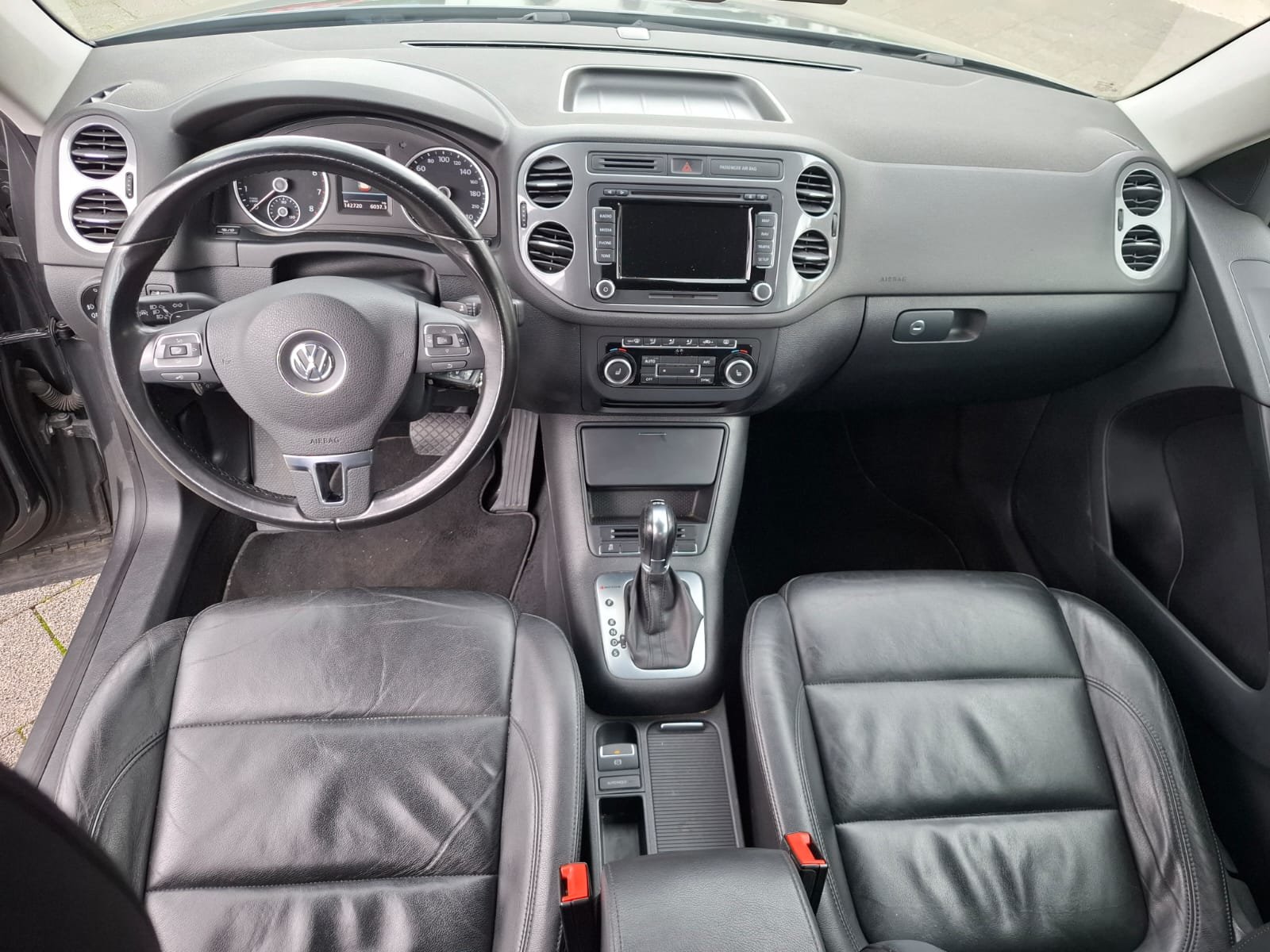 VW Tiguan 2.0 TSI SportStyle 4Motion DSG, Essence, Occasion / Utilisé, Automatique - 2