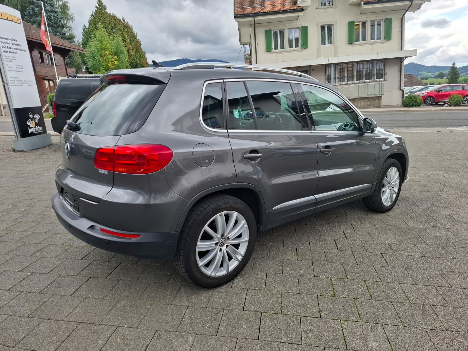VW Tiguan 2.0 TSI SportStyle 4Motion DSG, Essence, Occasion / Utilisé, Automatique - 6