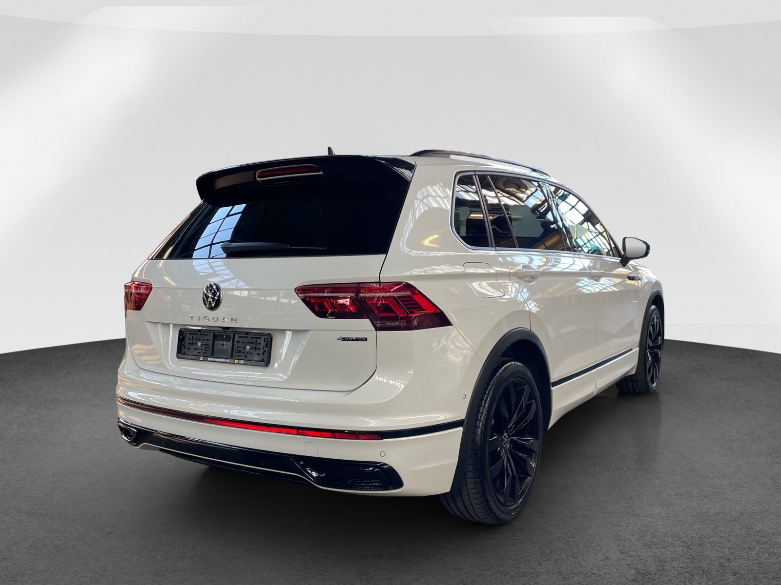 VW Tiguan 2.0 TDI SCR R-Line DSG, Diesel, Second hand / Used, Automatic - 6