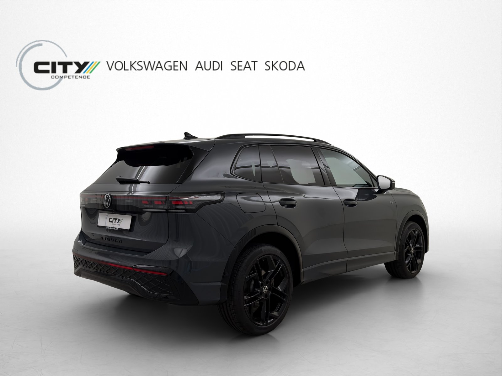 VW Tiguan 2.0 TSI R-Line Black Style DSG 4Motion, Essence, Occasion / Utilisé, Automatique - 3