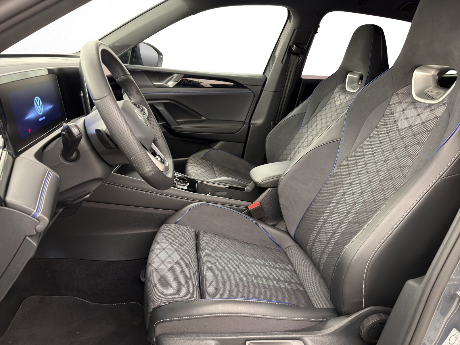 VW Tiguan 2.0 TSI R-Line Black Style DSG 4Motion, Essence, Occasion / Utilisé, Automatique - 4