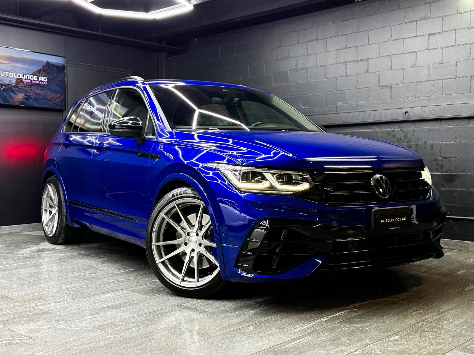 VW Tiguan 2.0TSI R 4Motion DSG *AKRAPOVIC*