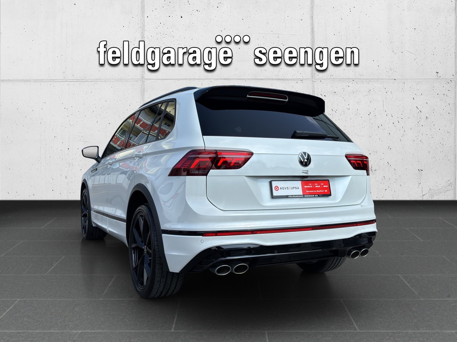 VW Tiguan 2.0TSI R 4Motion DSG mit AHK Panorama-Ausstell-/S, Petrol, Second hand / Used, Automatic - 7