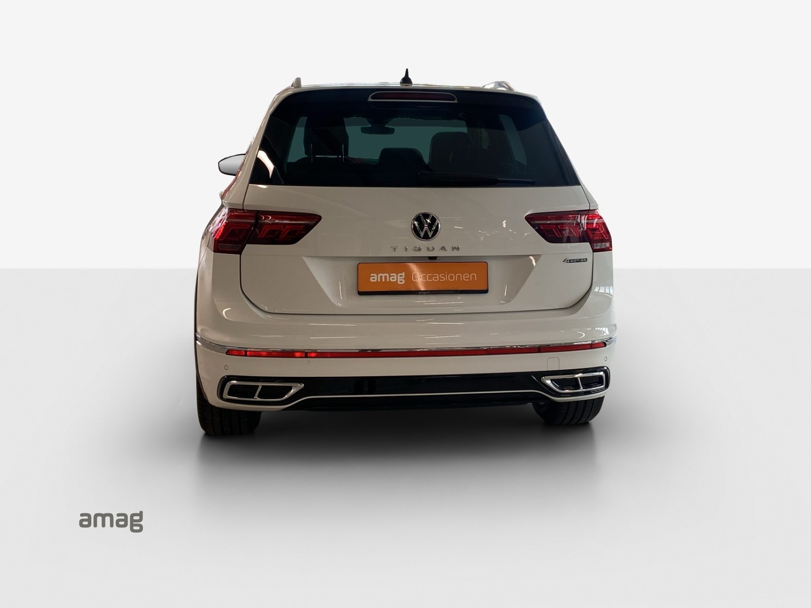 VW Tiguan R-Line, Petrol, Second hand / Used, Automatic - 4