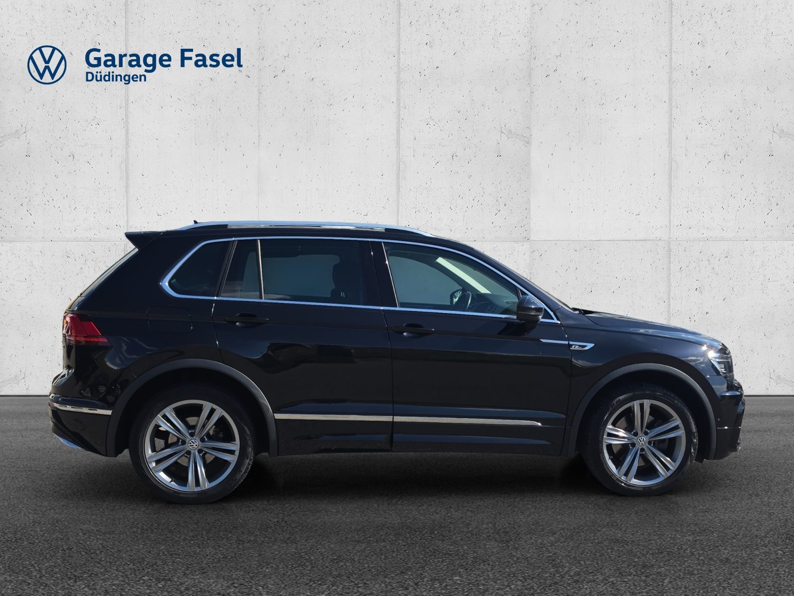 VW Tiguan Highline, Essence, Occasion / Utilisé, Automatique - 6
