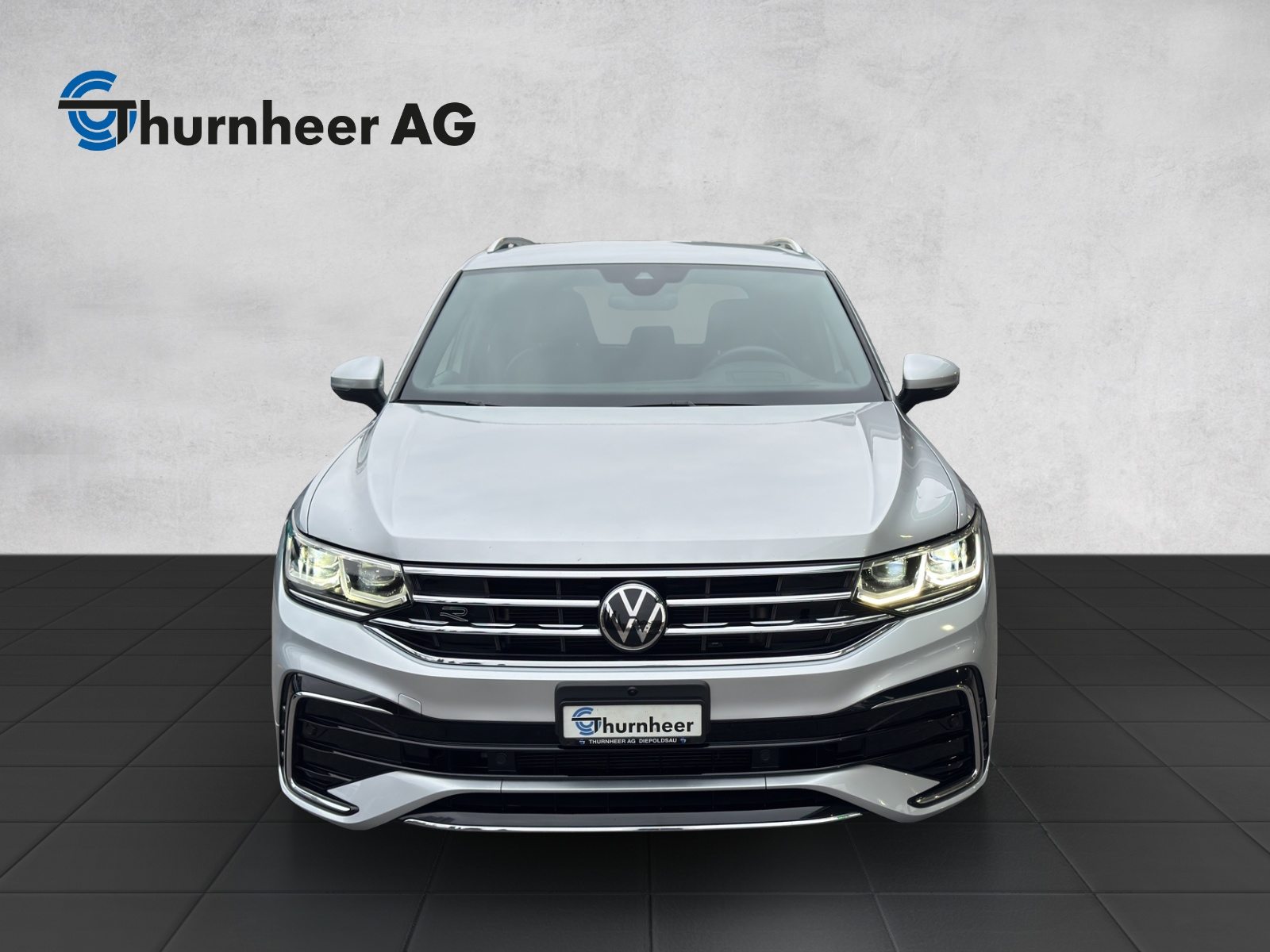 VW Tiguan R-Line SELECTION
