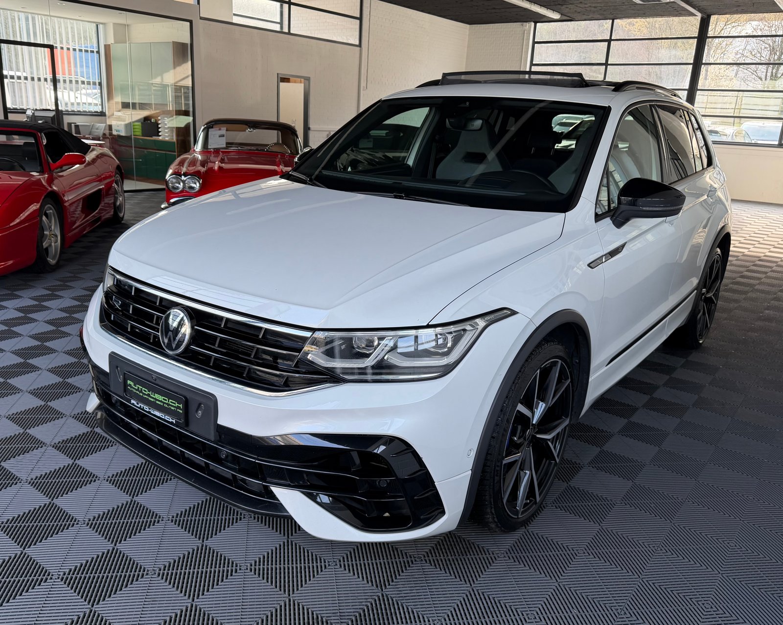 VW Tiguan 2.0TSI R 320 PS 4X4 4Motion DSG, Benzina, Occasioni / Usate, Automatico - 6