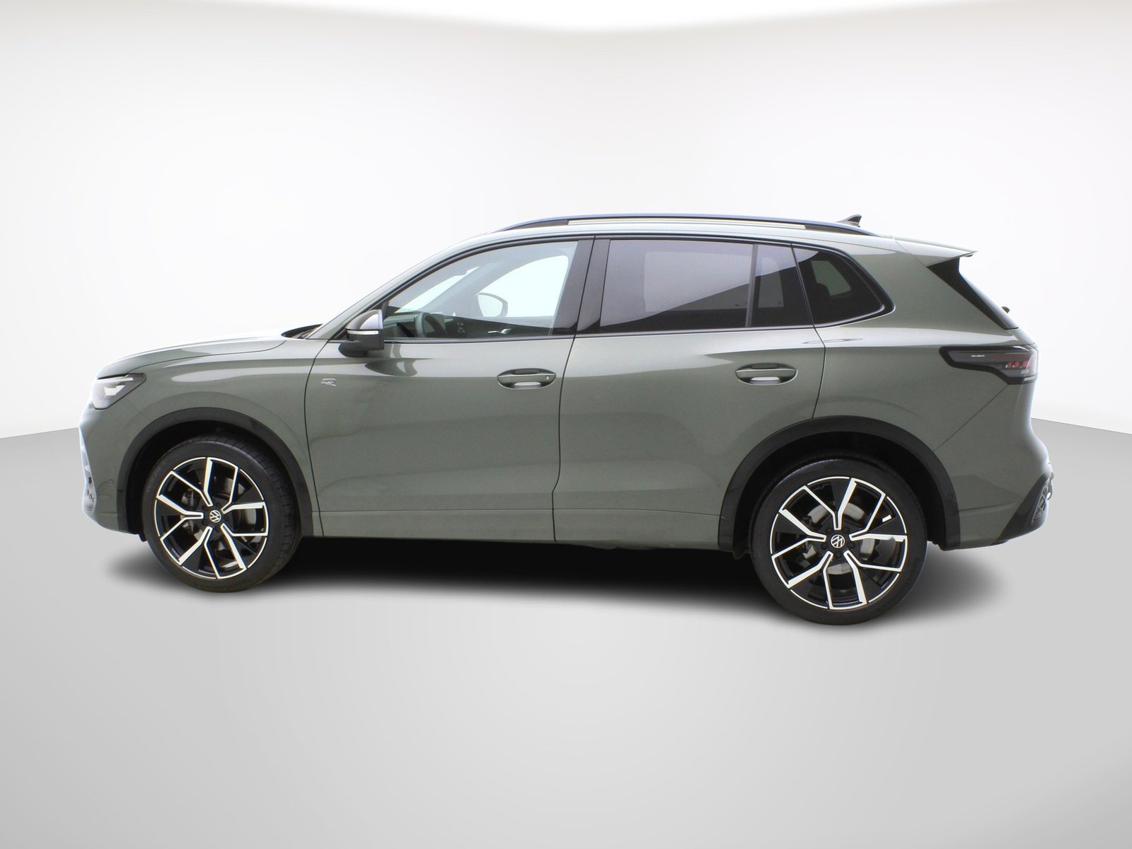 VW Tiguan 2.0 TSI DSG R-Line Black Style 4Motion, Essence, Occasion / Utilisé, Automatique - 3