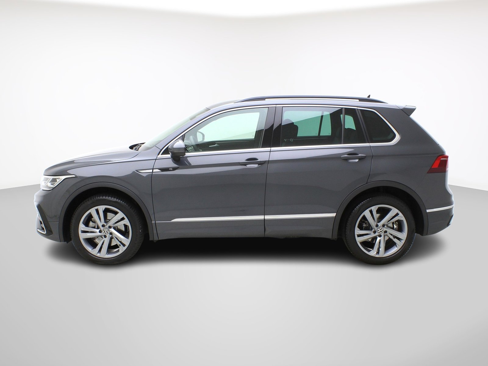 VW Tiguan 2.0 TDI DSG R-Line 4Motion, Diesel, Occasion / Gebraucht, Automatik - 3