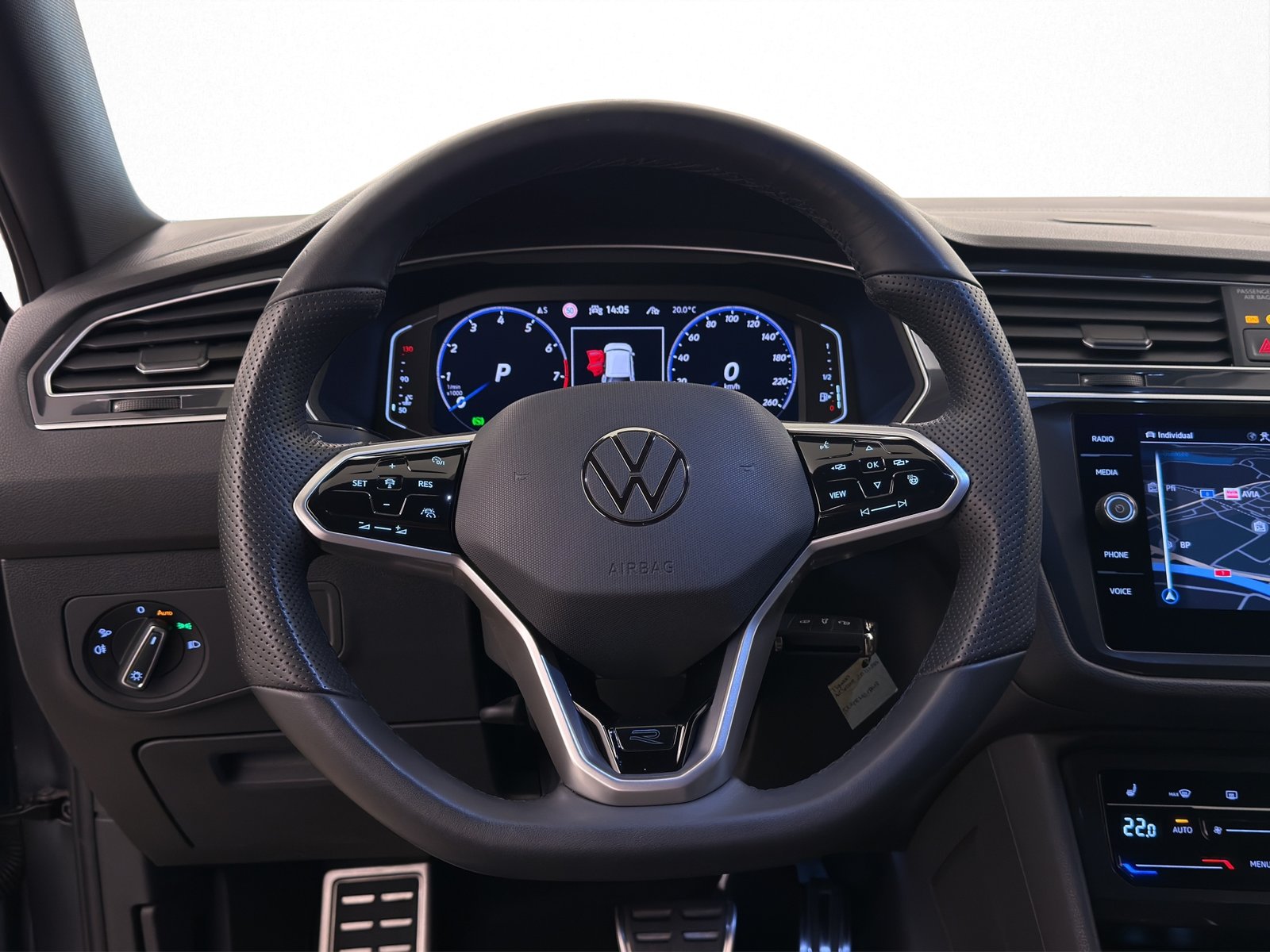 VW Tiguan Allspace 2.0 TSI R-Line DSG 4Motion, Essence, Occasion / Utilisé, Automatique - 5