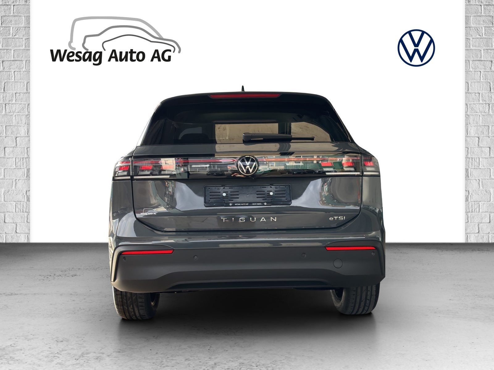 VW Tiguan Life, Essence, Occasion / Utilisé, Automatique - 4