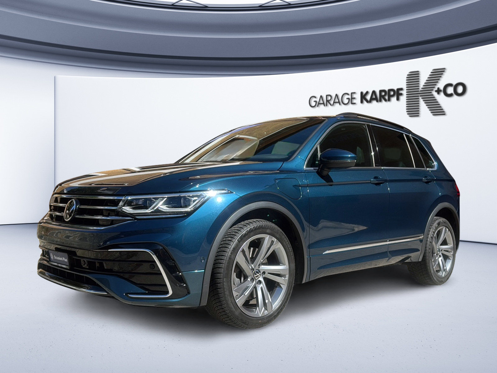 VW Tiguan R-Line