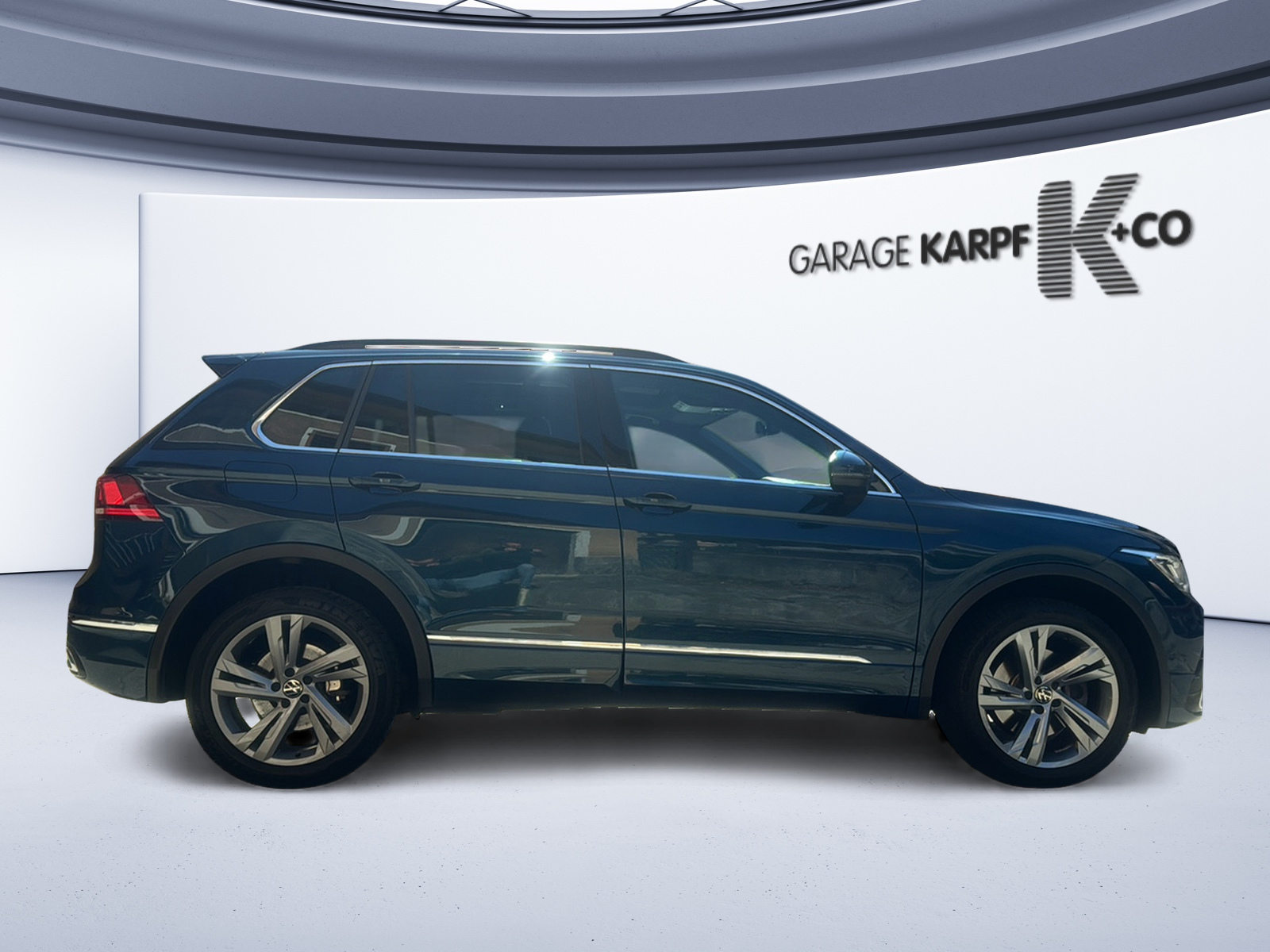 VW Tiguan R-Line, Hybride Intégral Essence/Électricité, Occasion / Utilisé, Automatique - 6