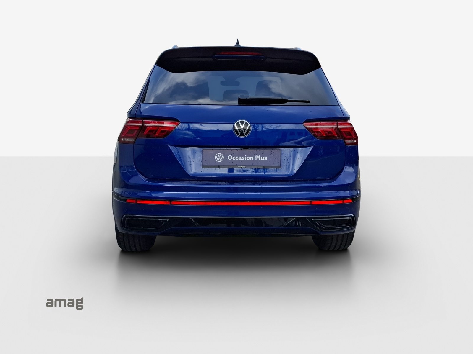 VW Tiguan R-Line, Petrol, Second hand / Used, Automatic - 4