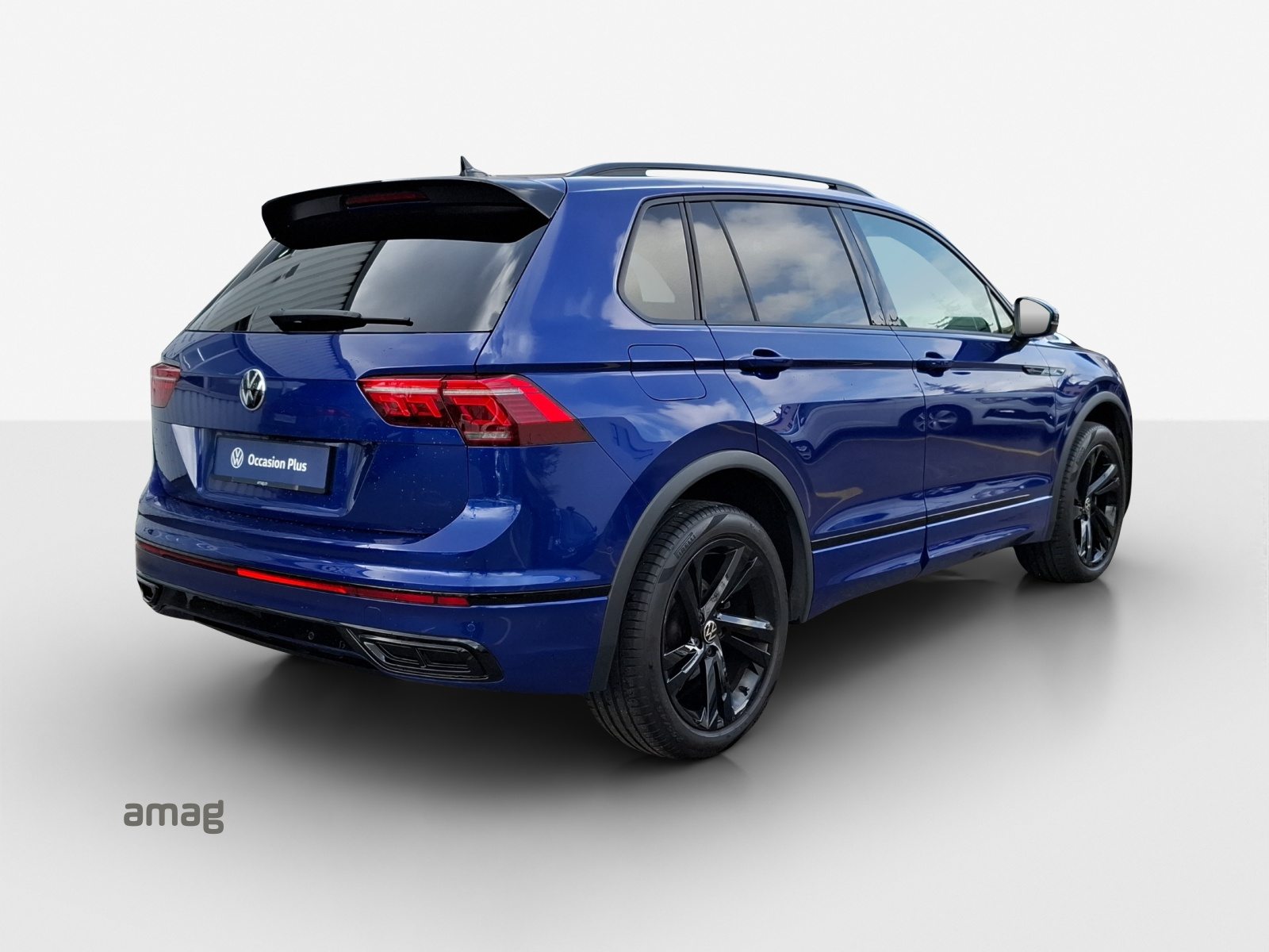 VW Tiguan R-Line, Petrol, Second hand / Used, Automatic - 5