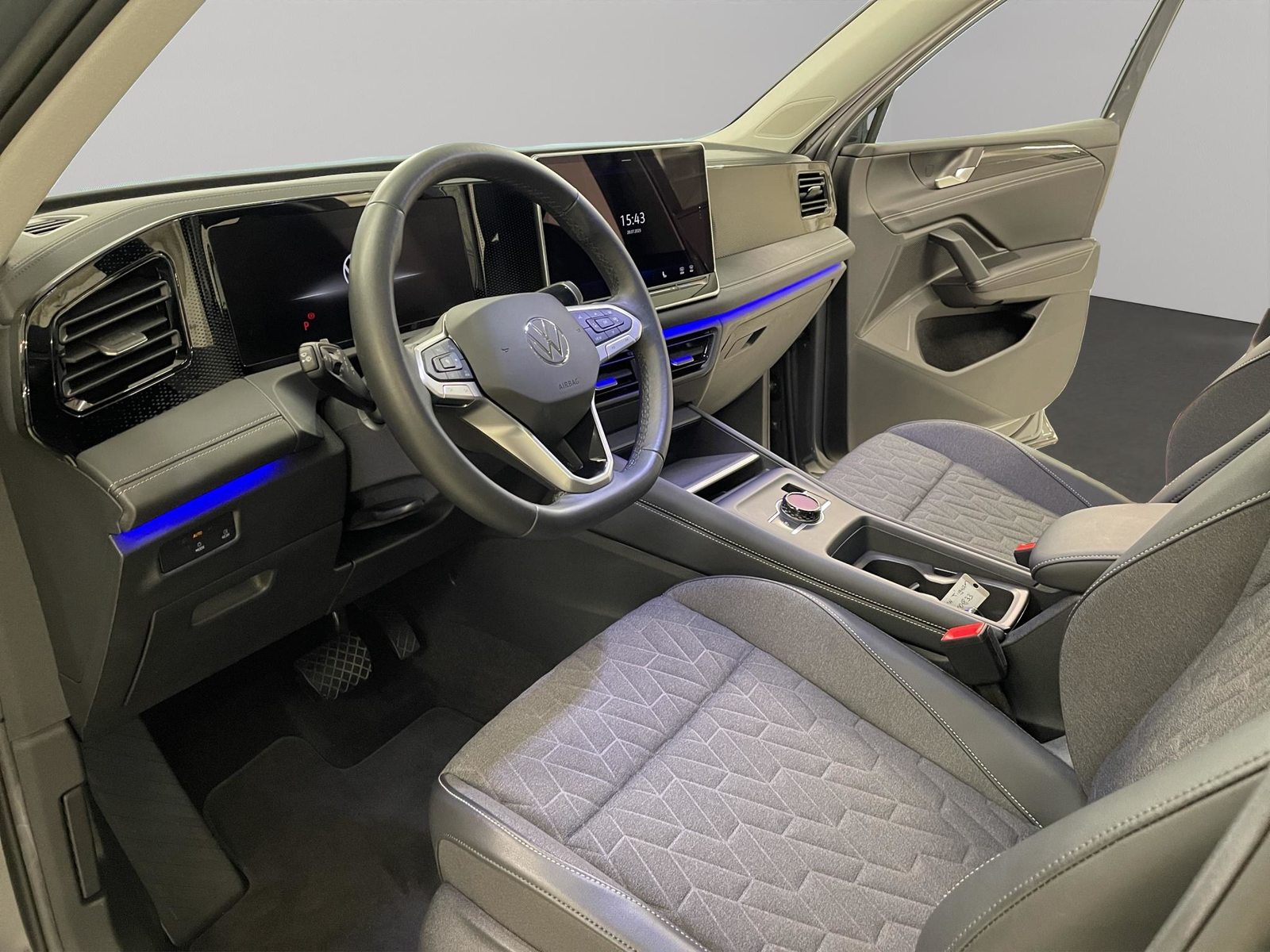 VW Tiguan 1.5 TSI Life DSG, Mild-Hybrid Benzin/Elektro, Occasion / Gebraucht, Automatik - 3