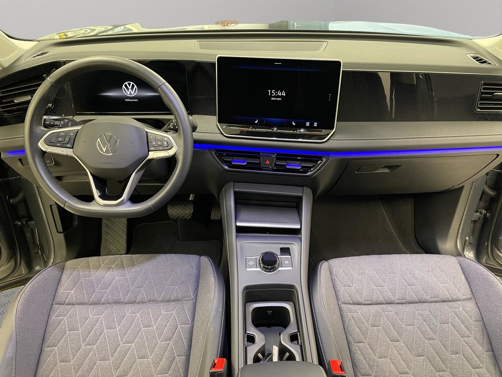 VW Tiguan 1.5 TSI Life DSG, Mild-Hybrid Benzin/Elektro, Occasion / Gebraucht, Automatik - 6