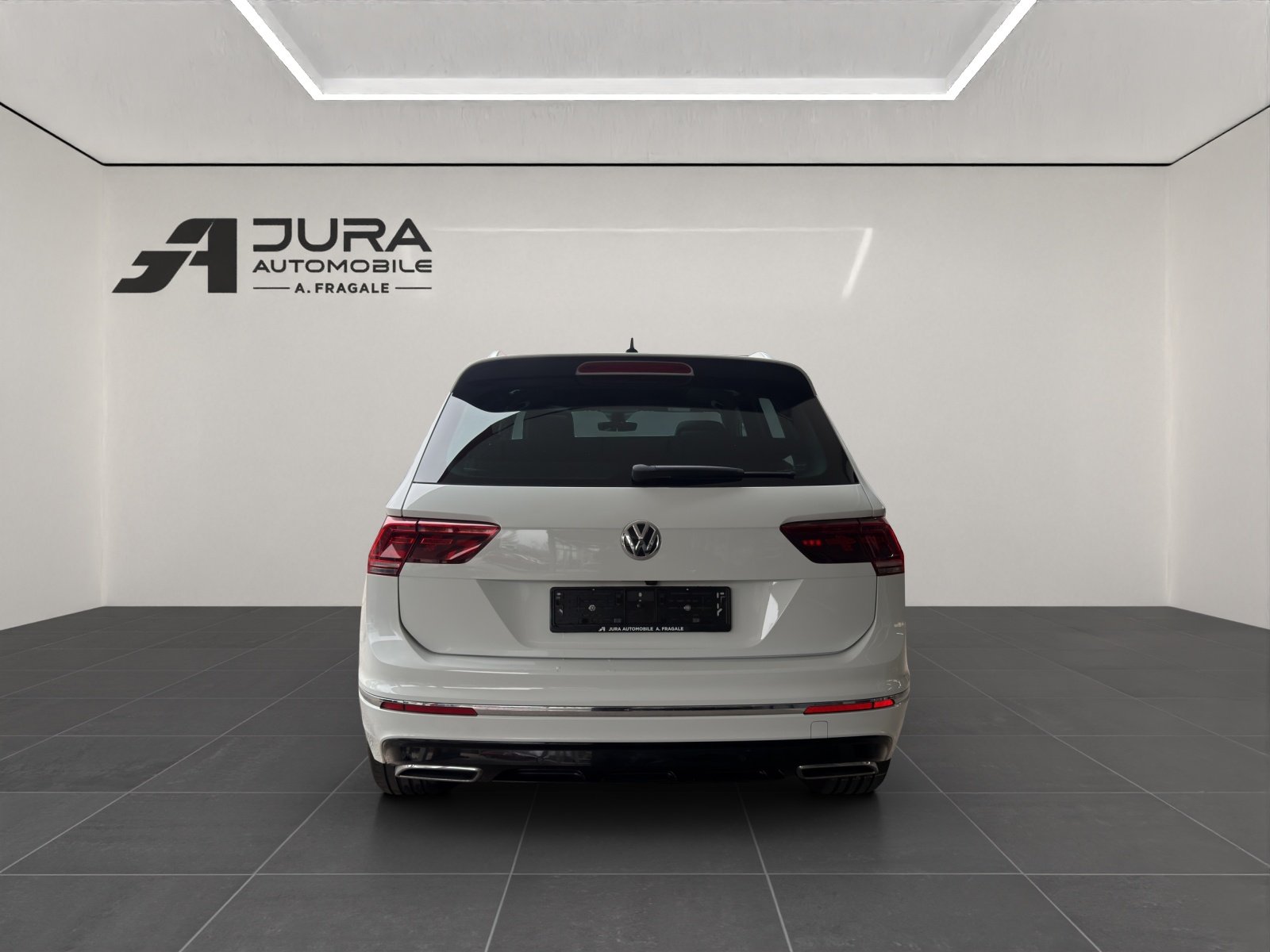 VW Tiguan 2.0 TDI DSG R-Line, Diesel, Occasion / Gebraucht, Automatik - 6