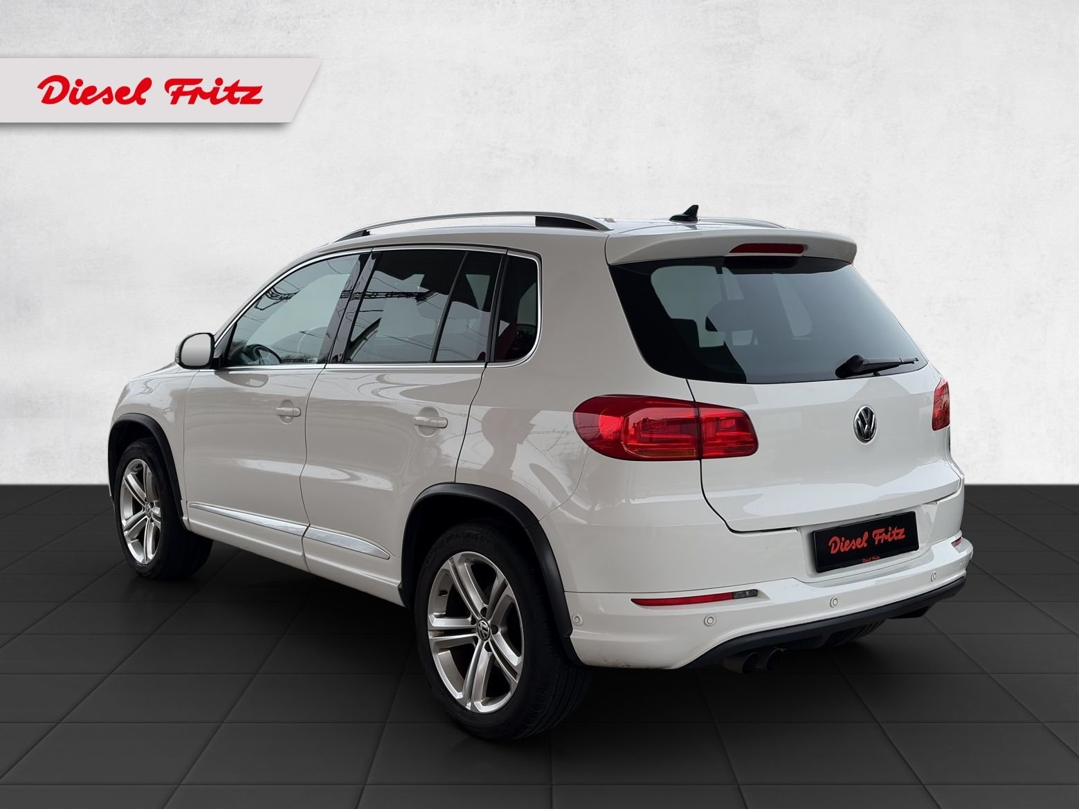 VW Tiguan 2.0 TDI BlueMotion SportStyle 4Motion DSG, Diesel, Occasion / Utilisé, Automatique - 3