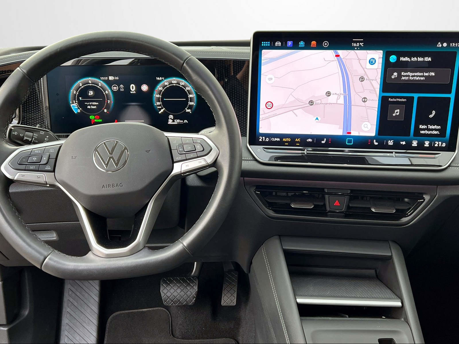 VW Tiguan UNITED, Benzin, Occasion / Gebraucht, Automatik - 6
