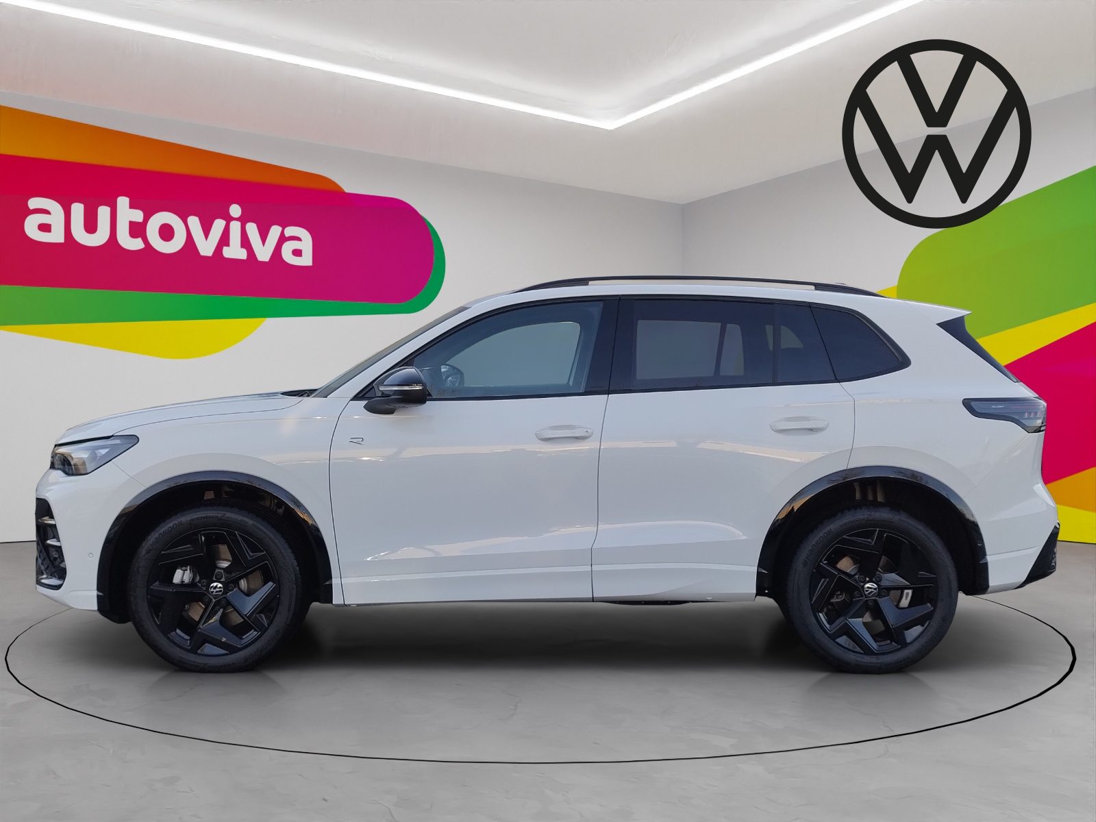VW Tiguan R-Line, Benzin, Occasion / Gebraucht, Automatik - 2