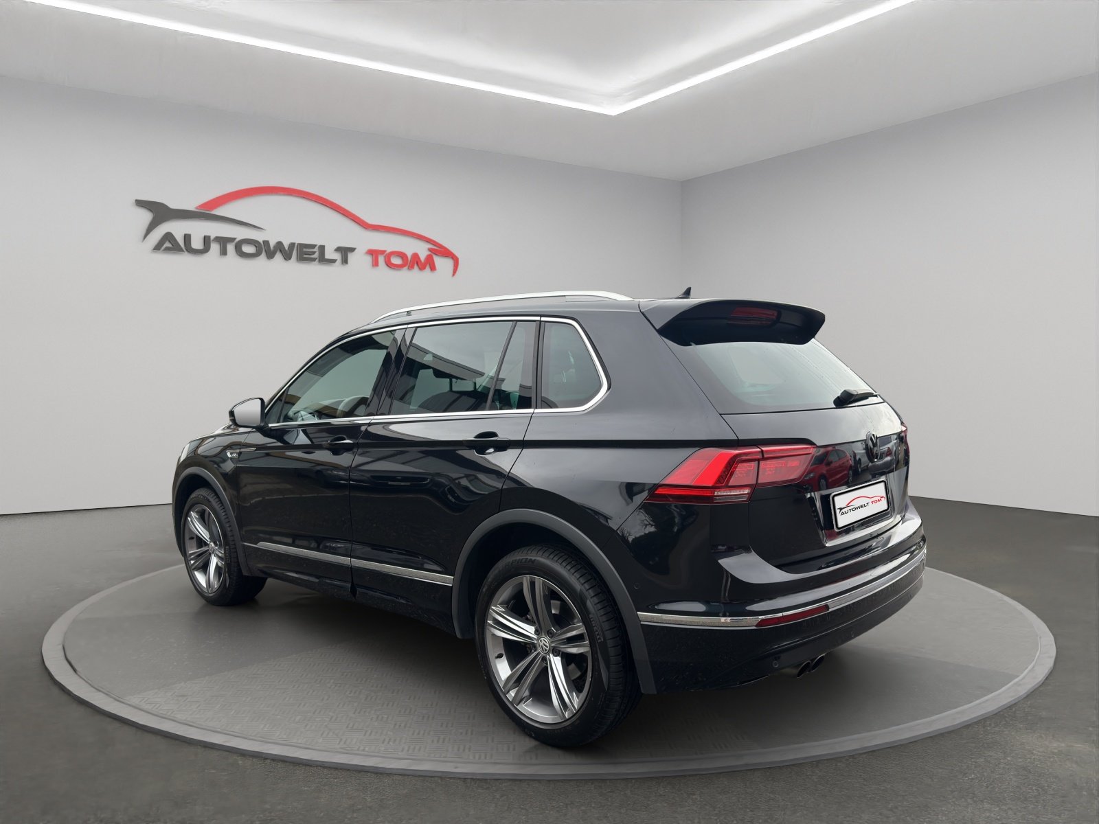 VW Tiguan 2.0TSI Highline R-Line 4Motion DSG, Benzina, Occasioni / Usate, Automatico - 3
