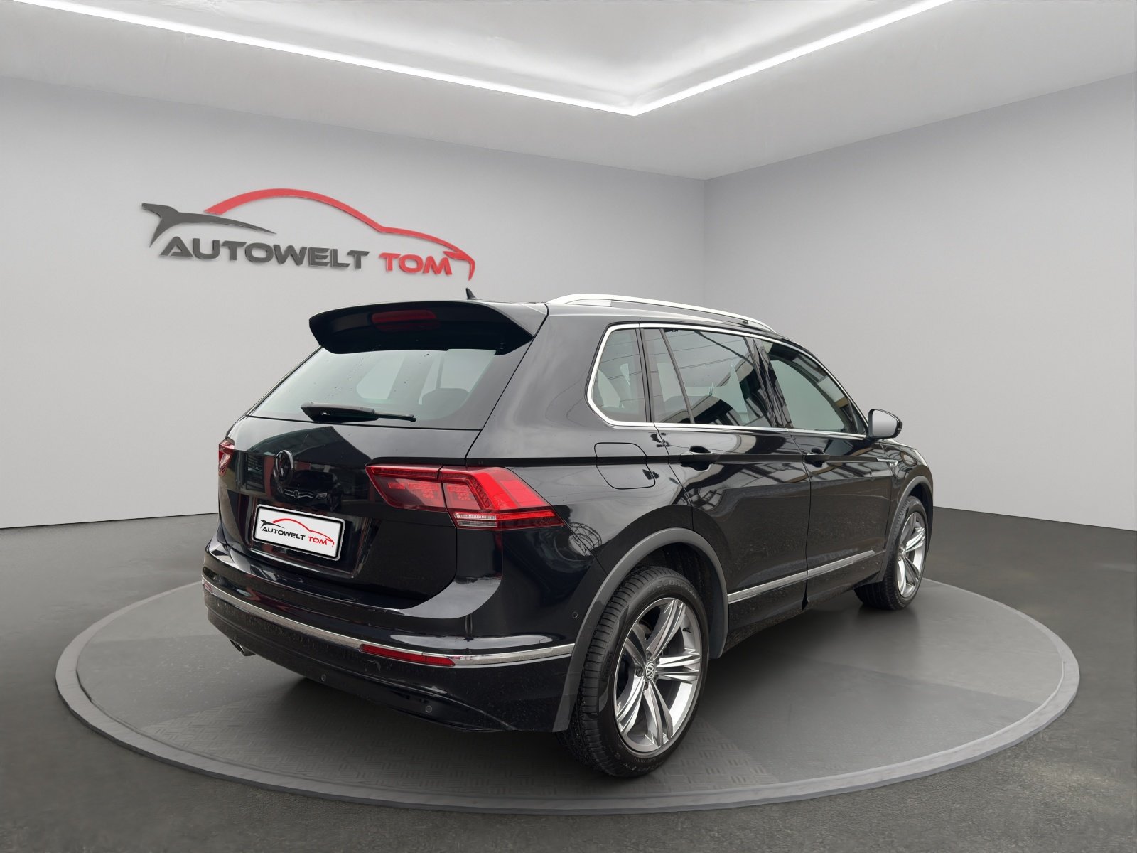 VW Tiguan 2.0TSI Highline R-Line 4Motion DSG, Benzina, Occasioni / Usate, Automatico - 5