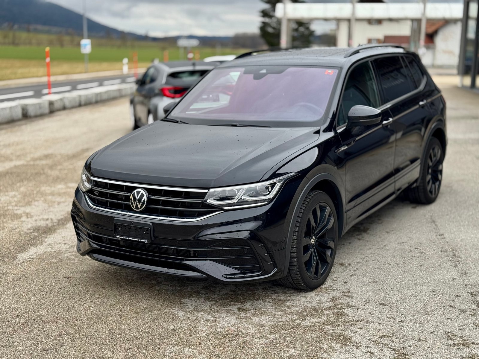 VW Tiguan Allspace 2.0TSI R-Line 4Motion DSG, Benzin, Occasion / Gebraucht, Automatik - 2