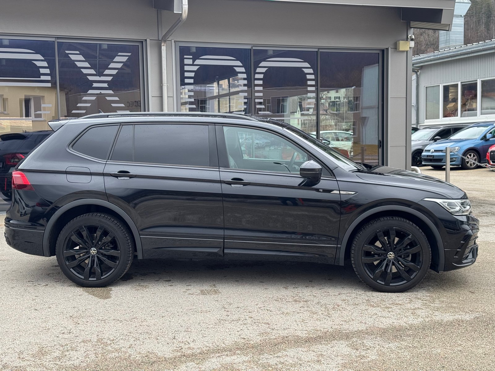 VW Tiguan Allspace 2.0TSI R-Line 4Motion DSG, Benzin, Occasion / Gebraucht, Automatik - 3