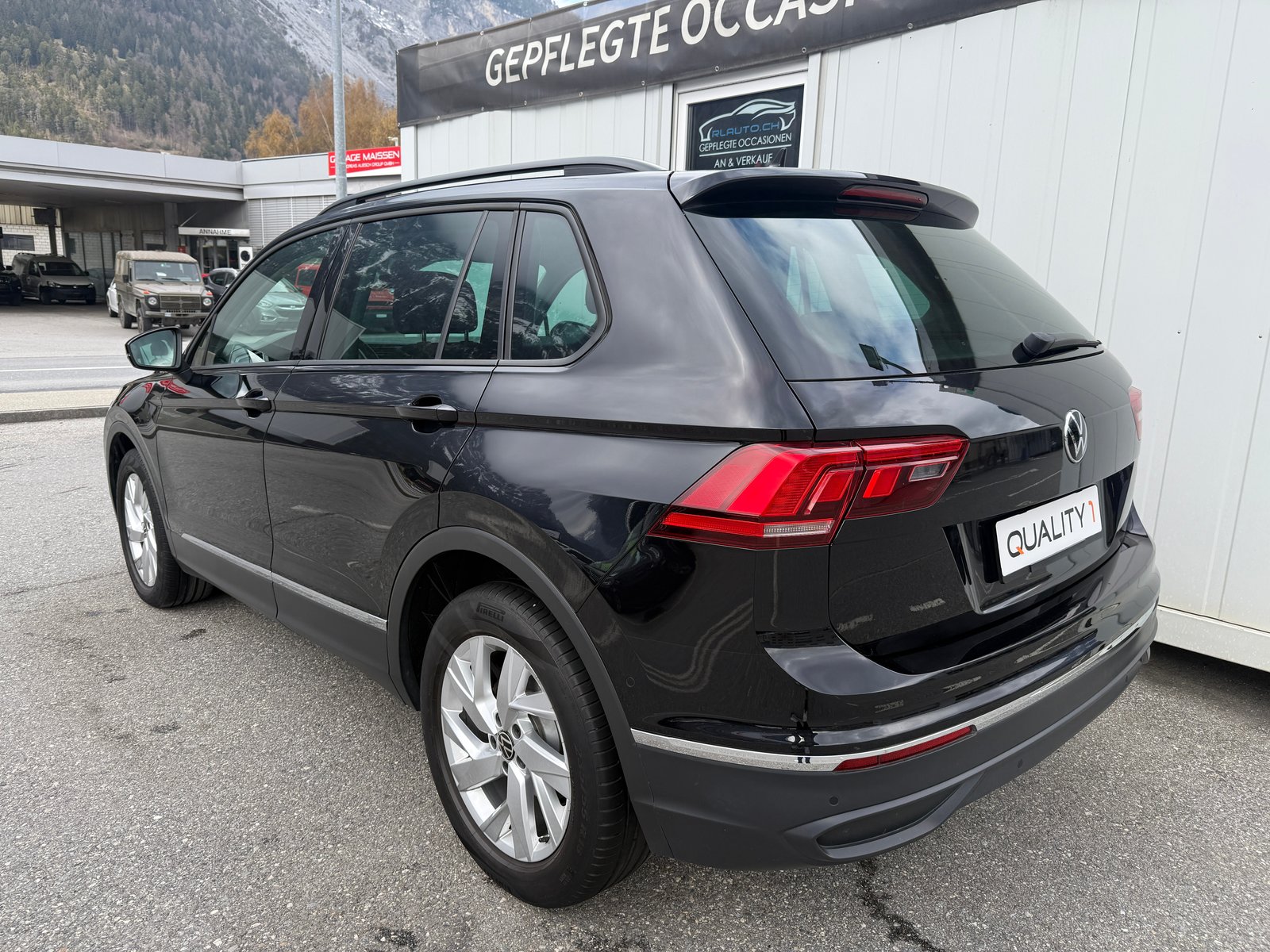 VW Tiguan 2.0TSI Life 4Motion DSG, Essence, Occasion / Utilisé, Automatique - 6