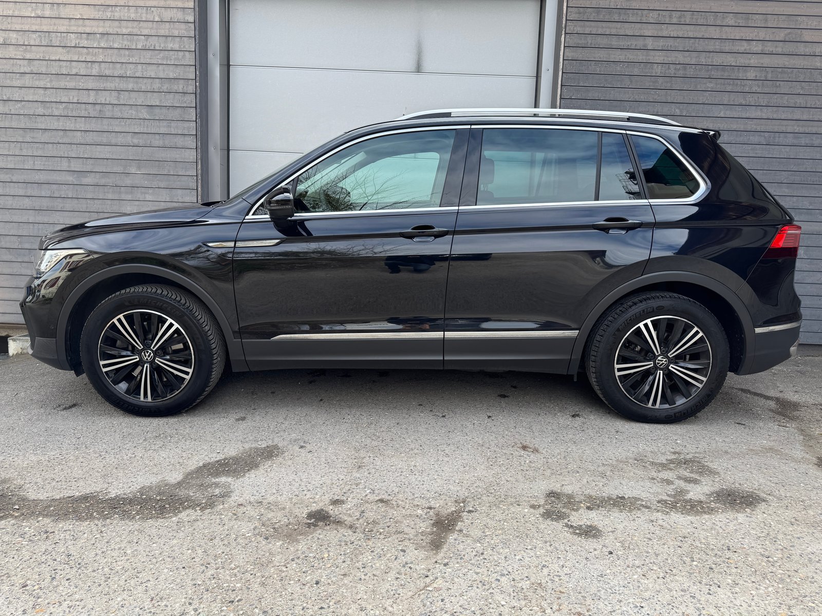 VW Tiguan 2.0 TDI SCR Elegance 4Motion DSG, Diesel, Occasion / Gebraucht, Automatik - 3