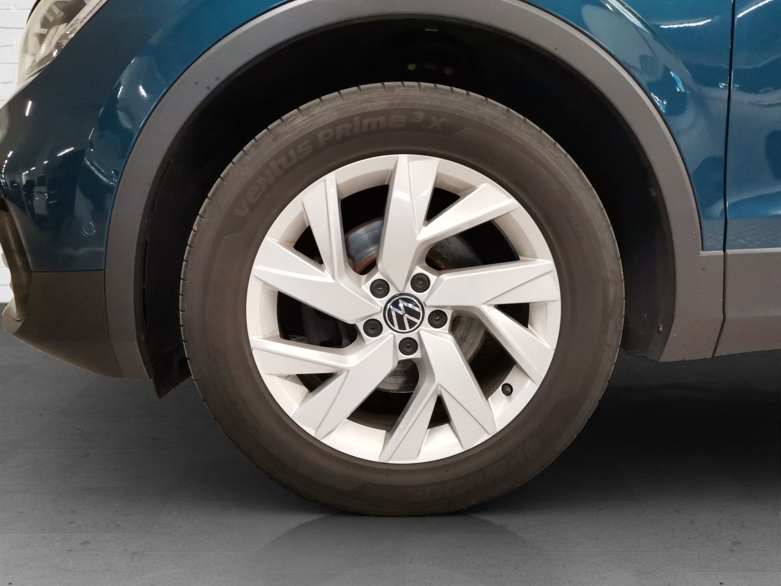 VW Tiguan 2.0 TDI SCR Elegance DSG, Diesel, Occasion / Gebraucht, Automatik - 6