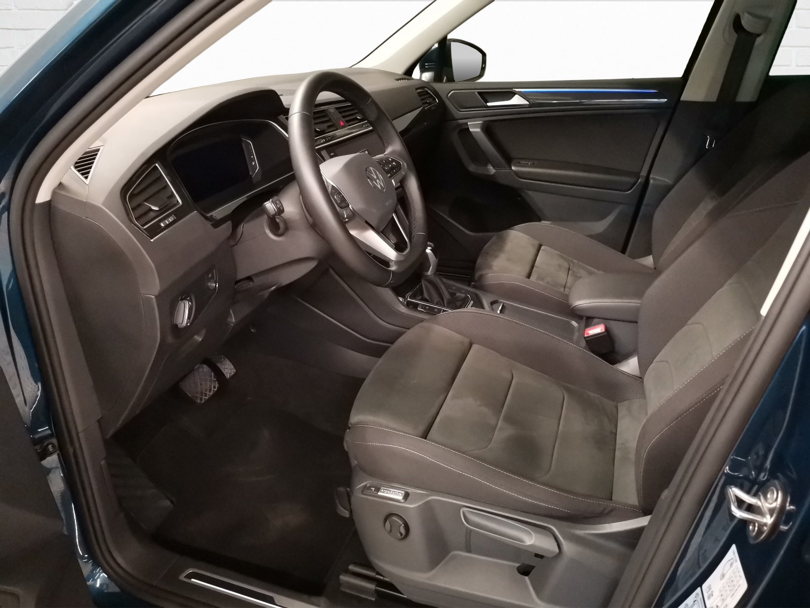 VW Tiguan 2.0 TDI SCR Elegance DSG, Diesel, Occasion / Gebraucht, Automatik - 7