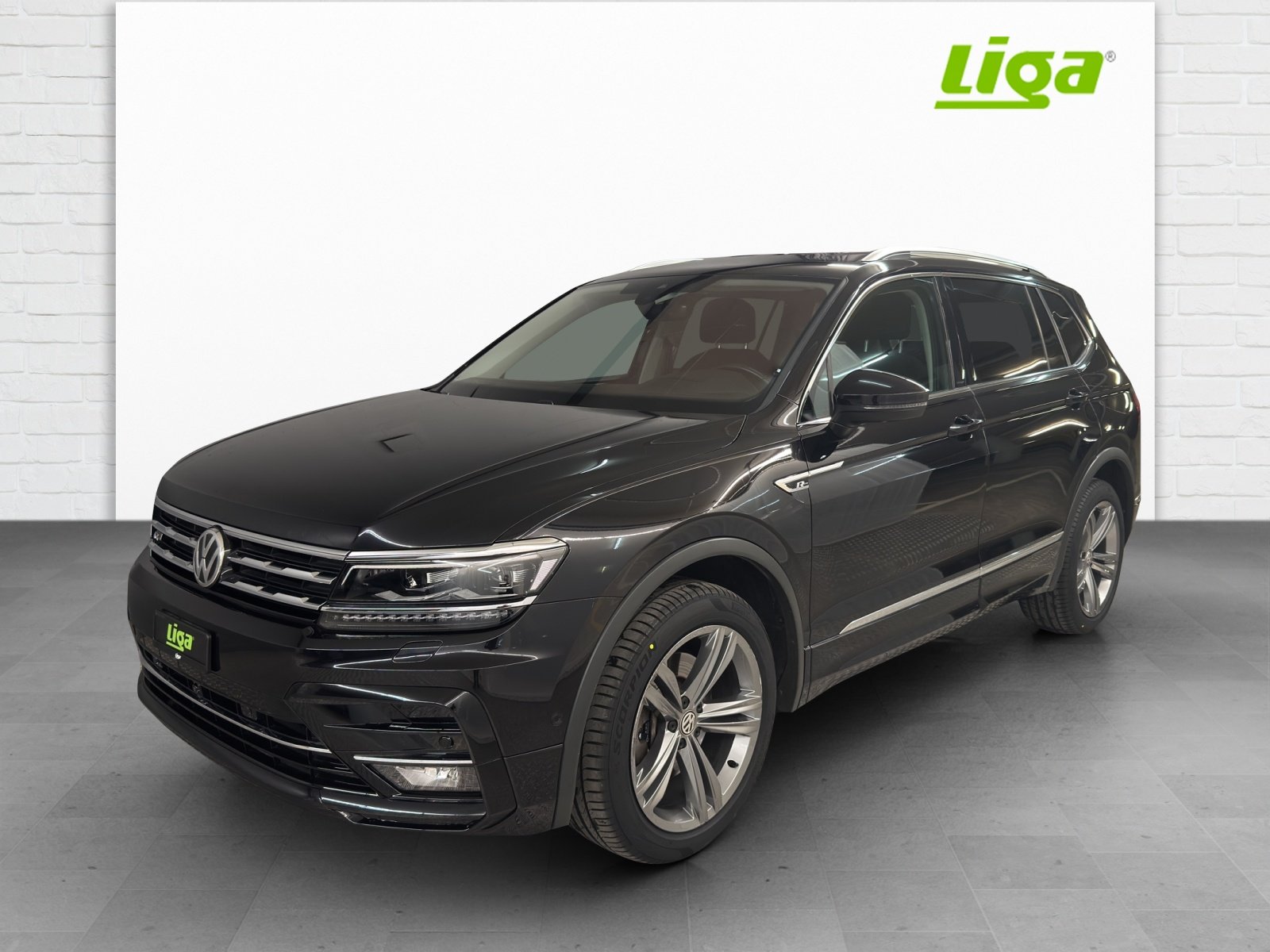 VW Tiguan Allspace 2.0 TSI Highline DSG, Petrol, Second hand / Used, Automatic - 2