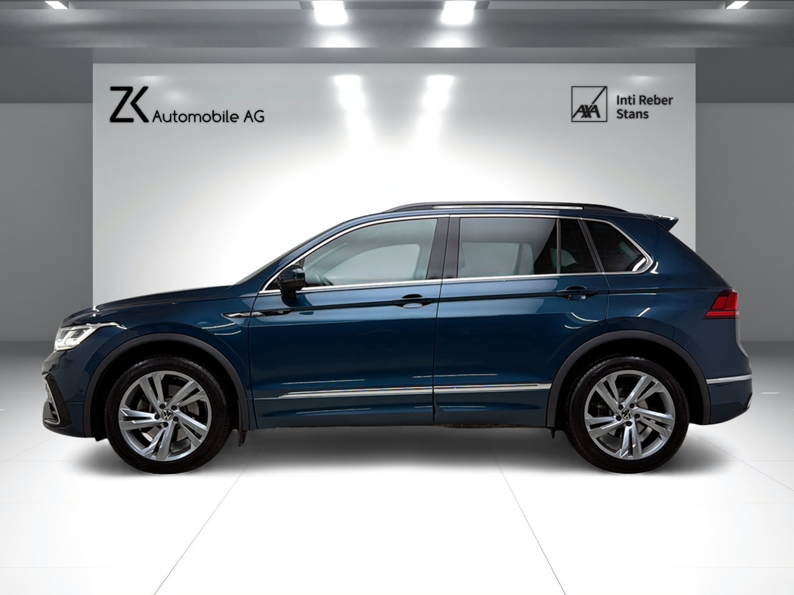 VW Tiguan 2.0 TDI SCR R-Line 200PS NIGHTSHADE BLUE 4Motion D, Diesel, Occasion / Utilisé, Automatique - 3