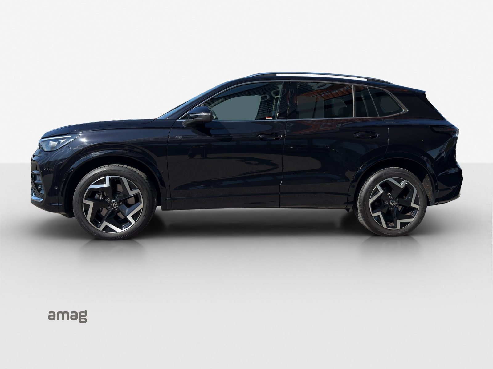 VW Tiguan R-Line, Diesel, Occasioni / Usate, Automatico - 2