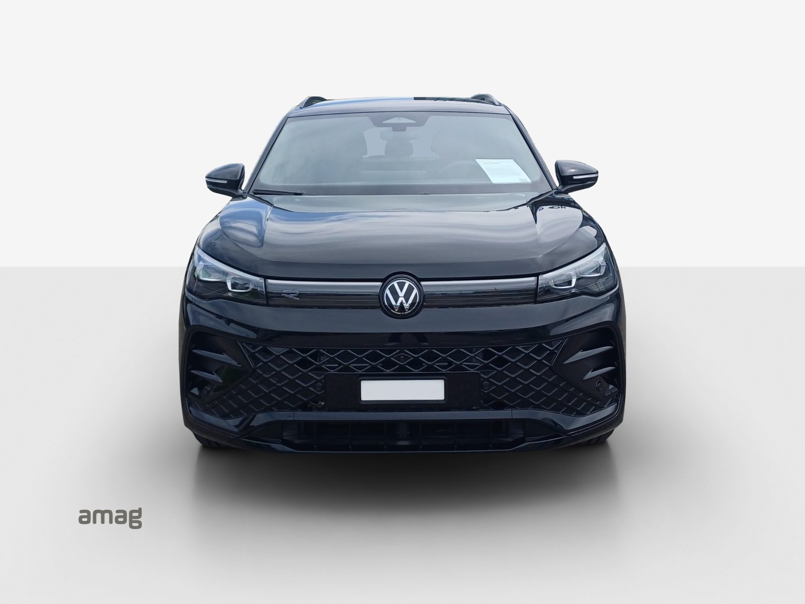 VW Tiguan R-Line, Voll-Hybrid Benzin/Elektro, Occasion / Gebraucht, Automatik - 3