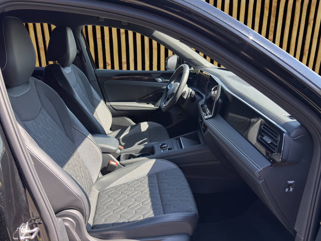 VW Tiguan 1.5 TSI Life DSG, Mild-Hybrid Benzin/Elektro, Occasion / Gebraucht, Automatik - 5