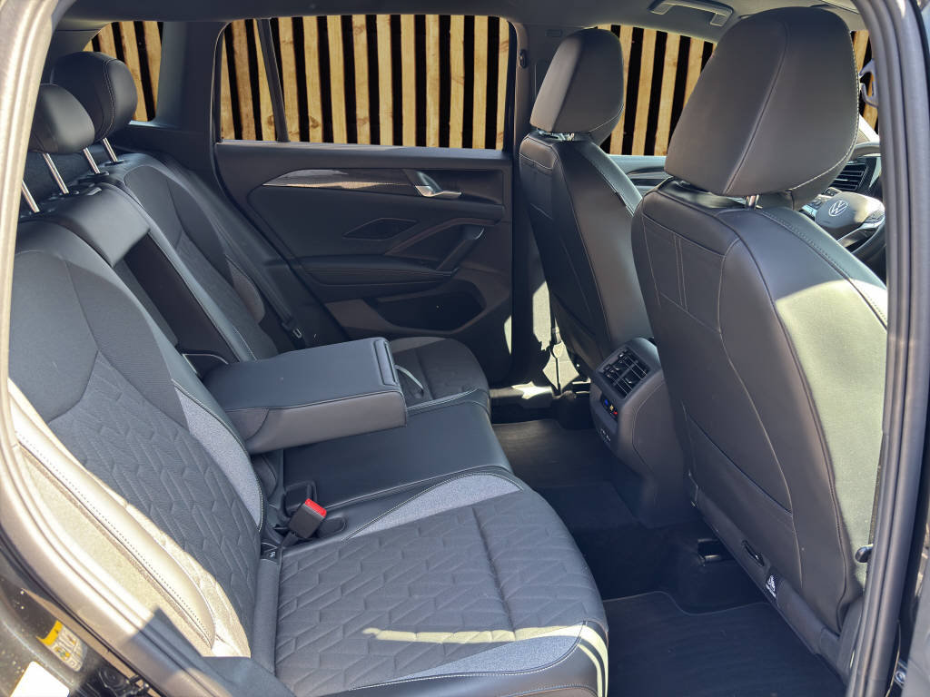 VW Tiguan 1.5 TSI Life DSG, Mild-Hybrid Benzin/Elektro, Occasion / Gebraucht, Automatik - 6