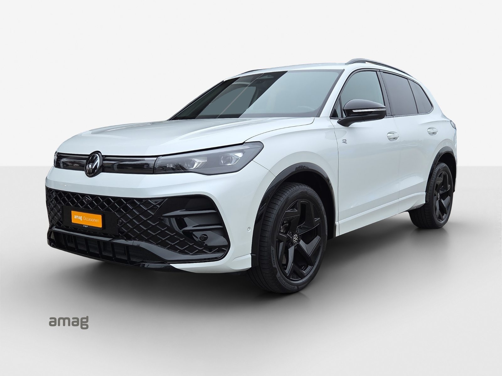 VW Tiguan R-Line