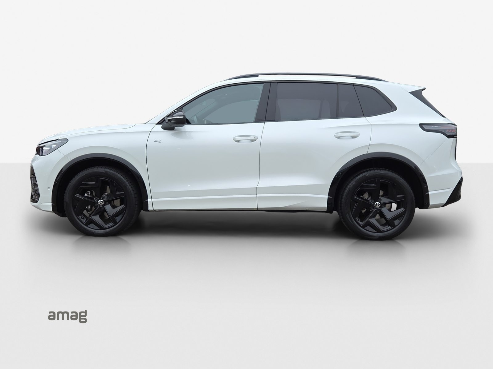 VW Tiguan R-Line, Diesel, Second hand / Used, Automatic - 2