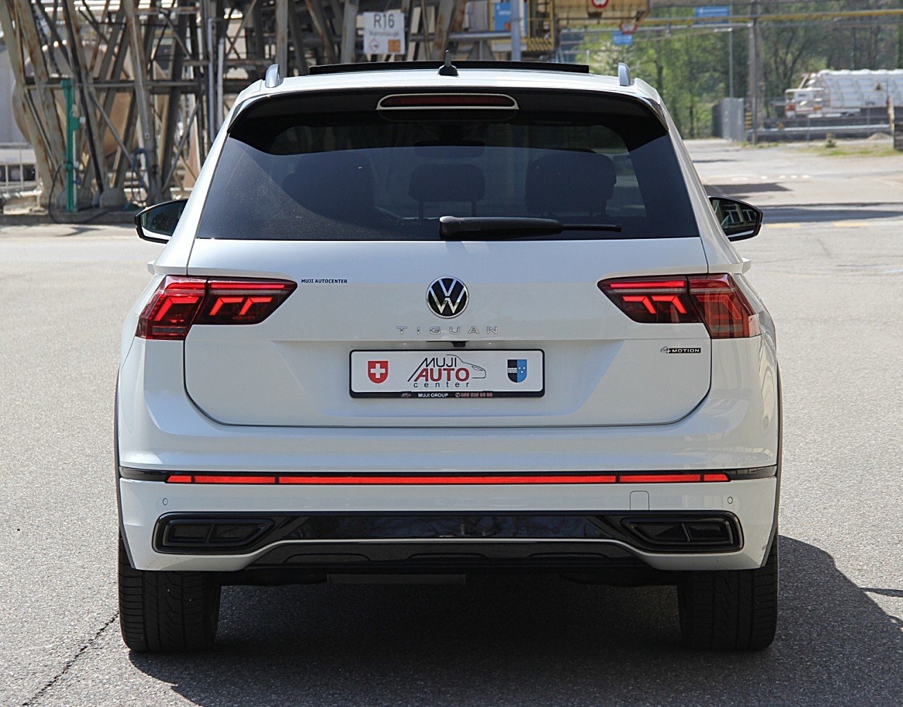 VW Tiguan 2.0 TDI SCR R-Line 4Motion DSG, Diesel, Second hand / Used, Automatic - 4