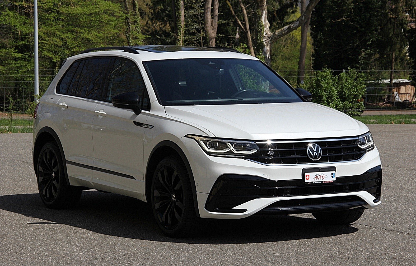 VW Tiguan 2.0 TDI SCR R-Line 4Motion DSG, Diesel, Second hand / Used, Automatic - 7