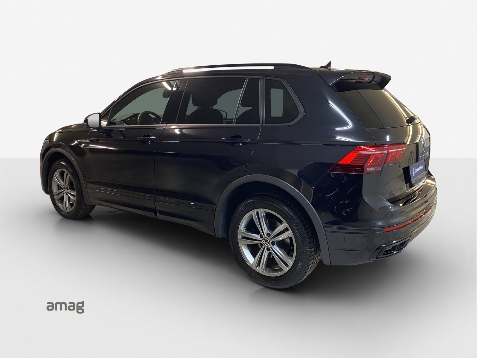 VW Tiguan R-Line, Petrol, Second hand / Used, Automatic - 3