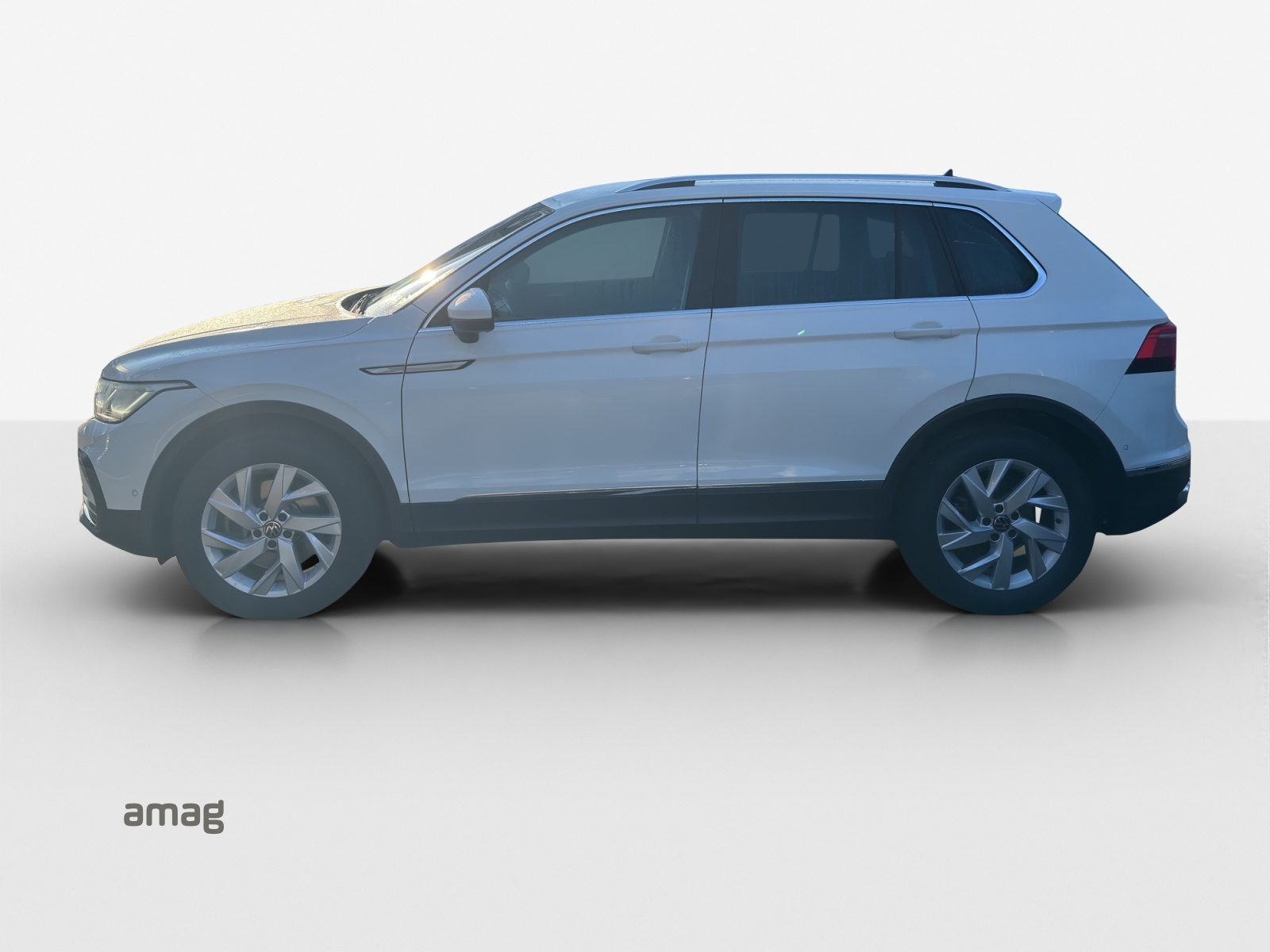 VW Tiguan Elegance, Diesel, Occasioni / Usate, Automatico - 2